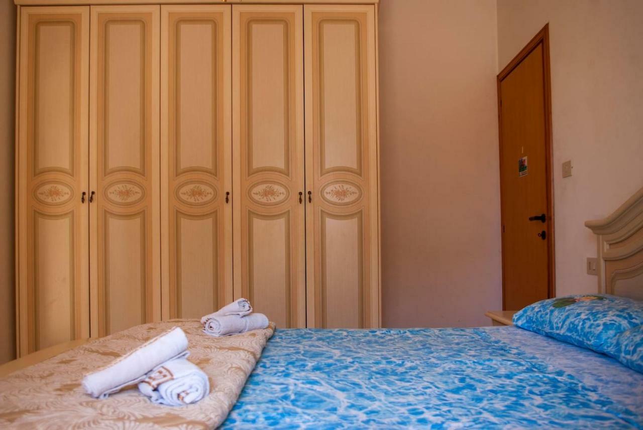 Appartamento Di Antonio Fronte Mare Montesilvano Marina エクステリア 写真